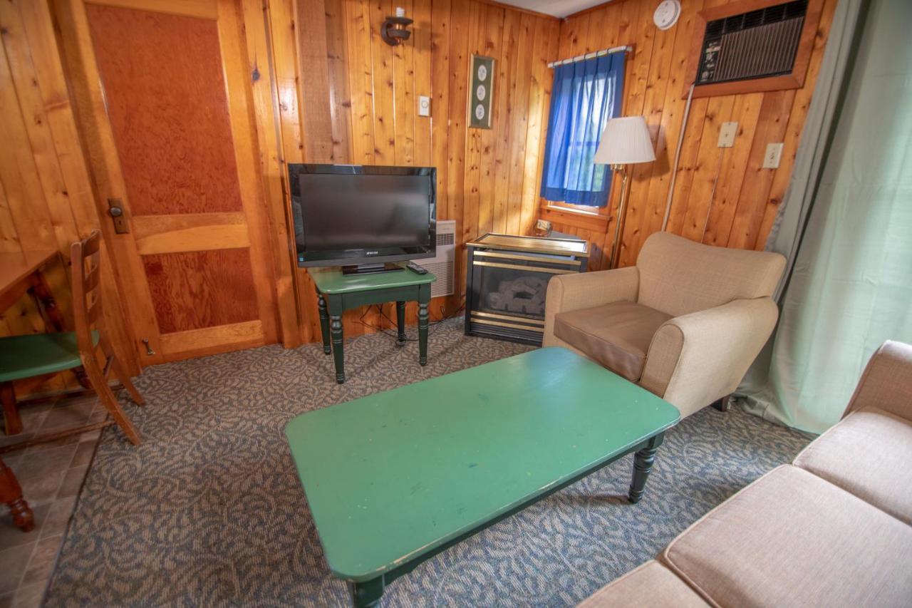 Ridges Inn & Suites Baileys Harbor Buitenkant foto