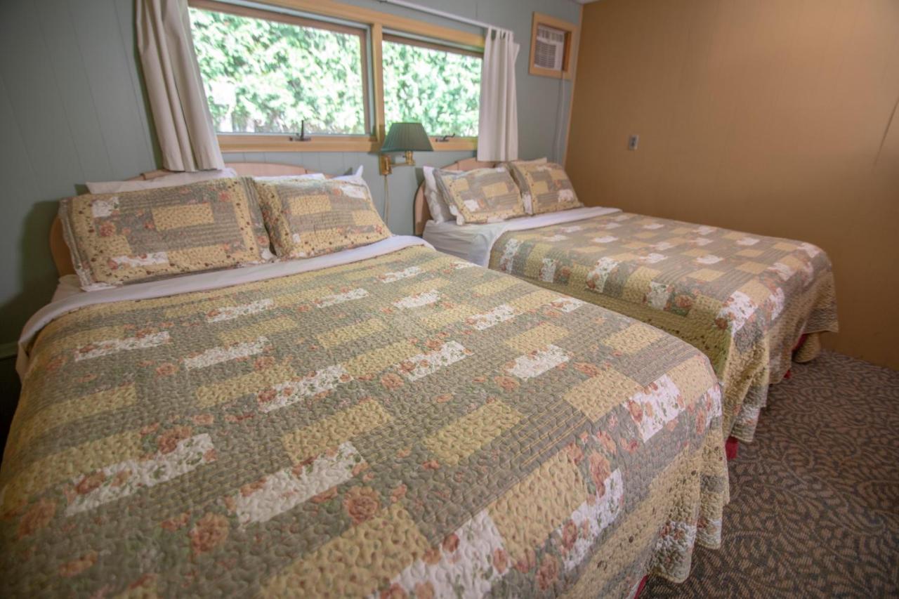 Ridges Inn & Suites Baileys Harbor Buitenkant foto