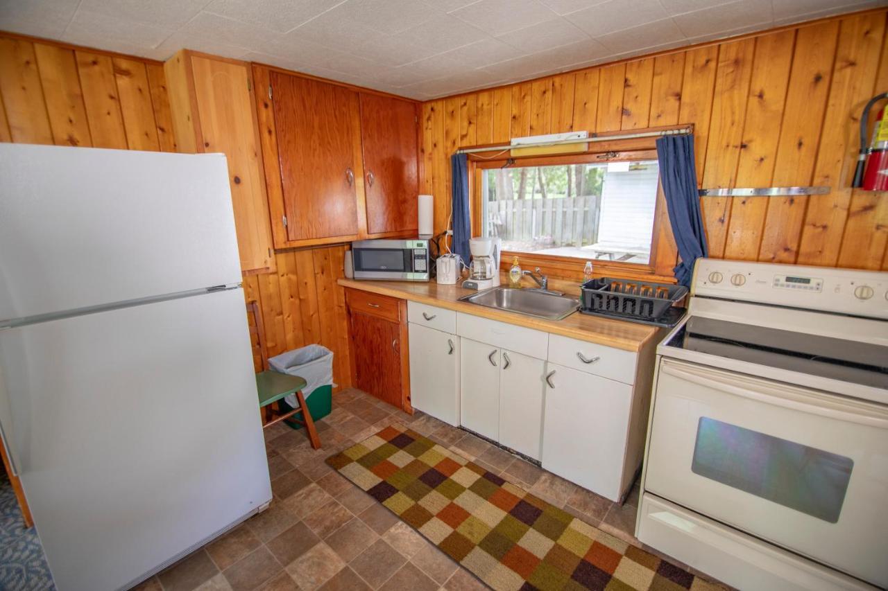 Ridges Inn & Suites Baileys Harbor Buitenkant foto