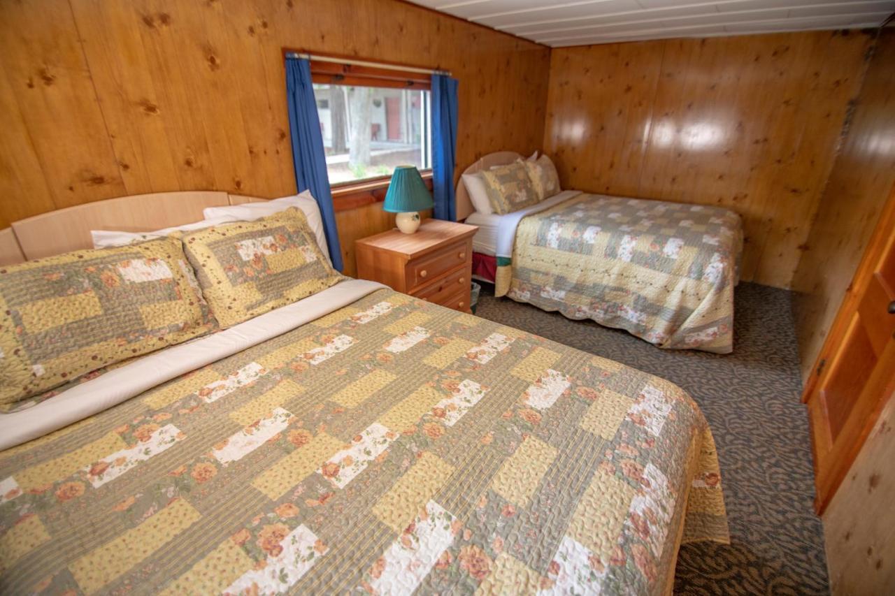 Ridges Inn & Suites Baileys Harbor Buitenkant foto