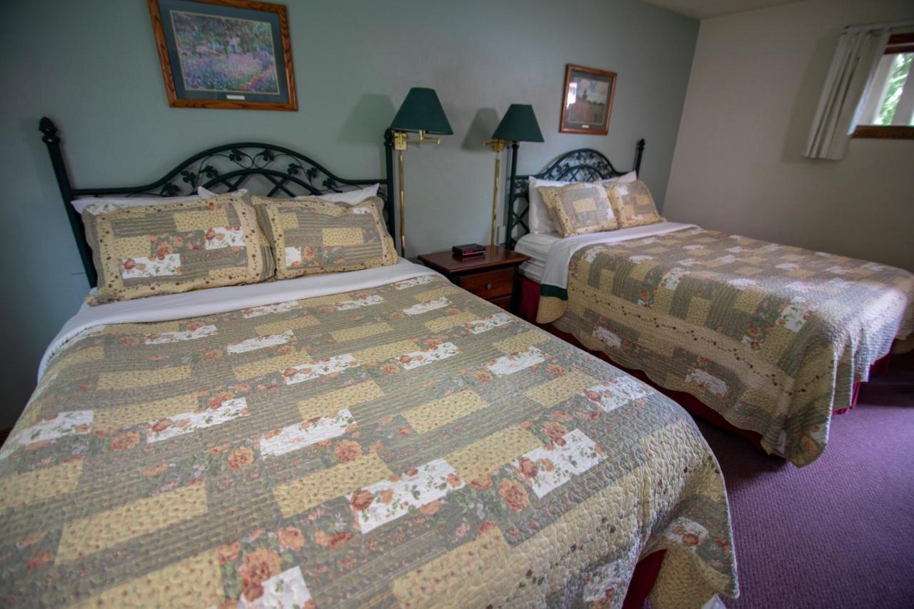 Ridges Inn & Suites Baileys Harbor Buitenkant foto